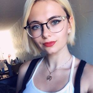 Meet your Posher, Stéphanie